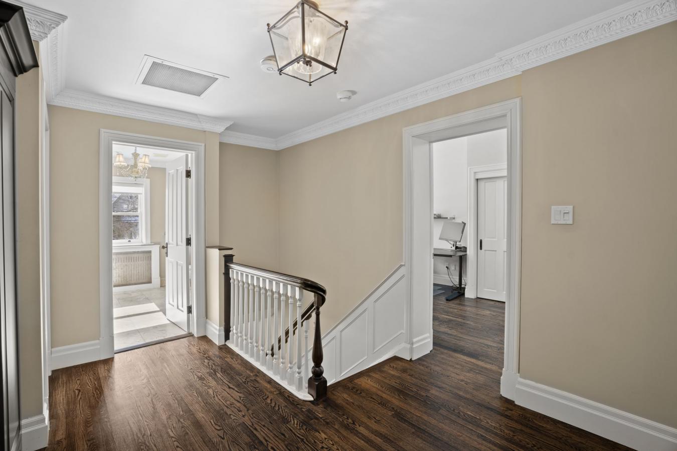 Toronto, ON, M4N 2C6, Canada, 4 Bedrooms Bedrooms, ,2 BathroomsBathrooms,Residential,For Sale,1725788