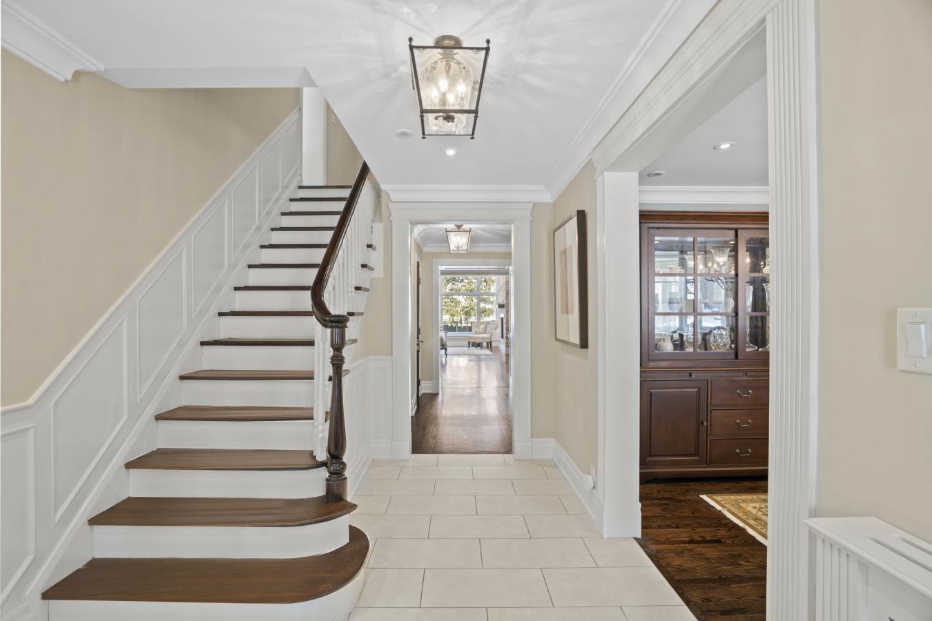 Toronto, ON, M4N 2C6, Canada, 4 Bedrooms Bedrooms, ,2 BathroomsBathrooms,Residential,For Sale,1725788