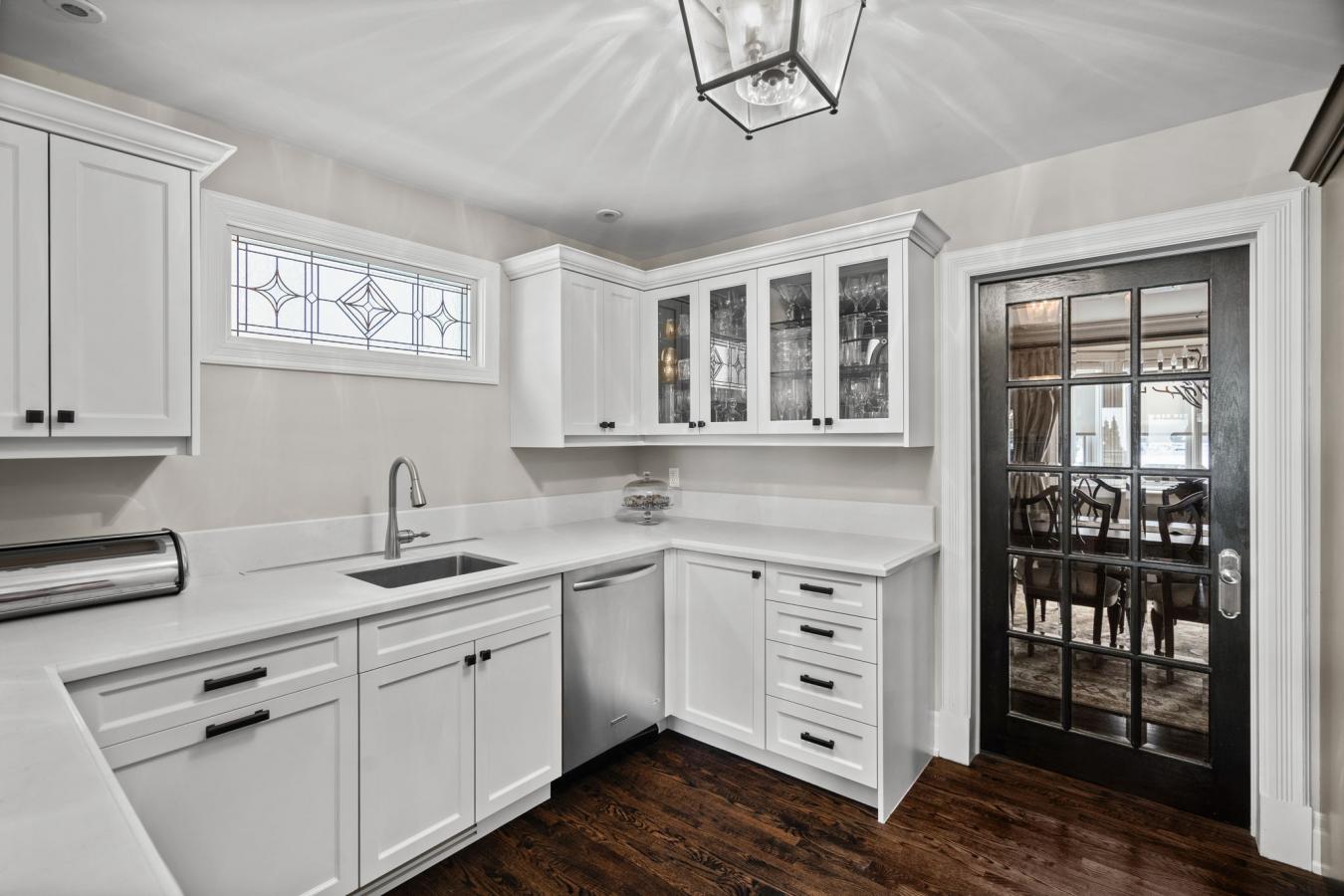 Toronto, ON, M4N 2C6, Canada, 4 Bedrooms Bedrooms, ,2 BathroomsBathrooms,Residential,For Sale,1725788