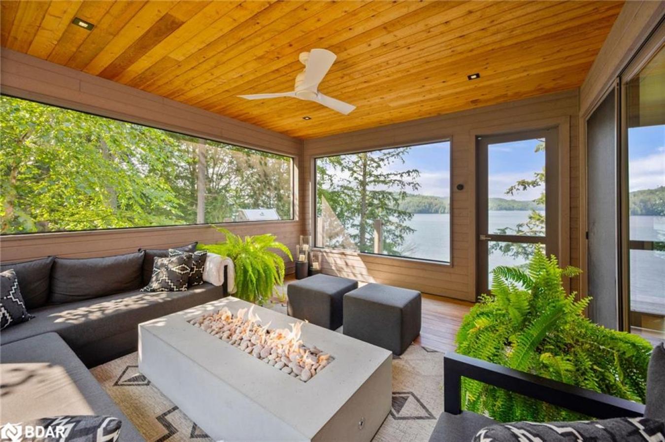 Huntsville, ON, P1H 0C3, Canada, 6 Bedrooms Bedrooms, ,4 BathroomsBathrooms,Residential,For Sale,1725786