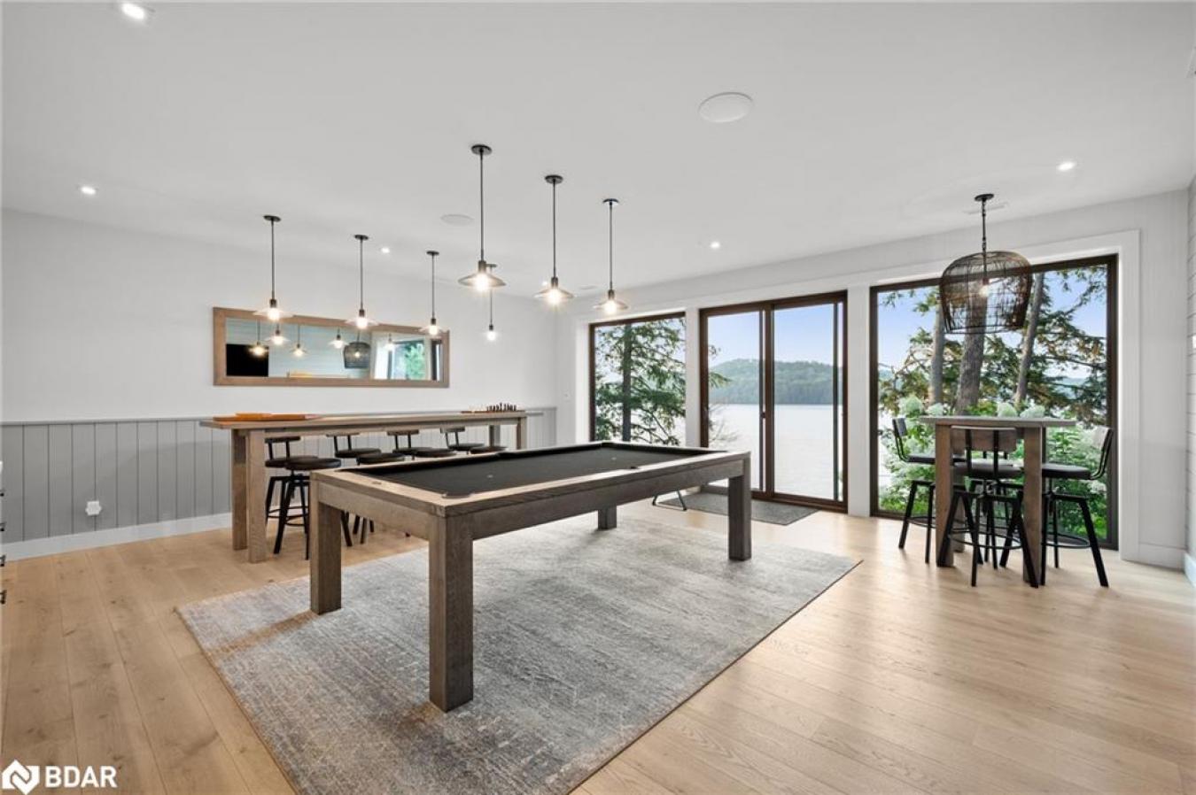 Huntsville, ON, P1H 0C3, Canada, 6 Bedrooms Bedrooms, ,4 BathroomsBathrooms,Residential,For Sale,1725786