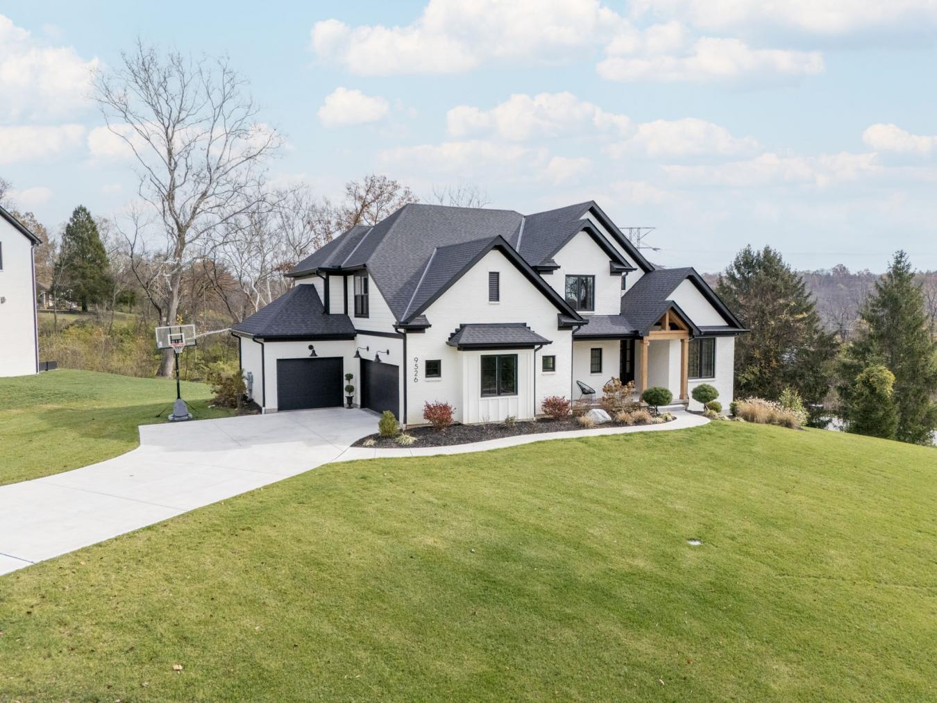 Symmes Twp, Ohio, 45140, United States, 4 Bedrooms Bedrooms, ,4 BathroomsBathrooms,Residential,For Sale,1725783