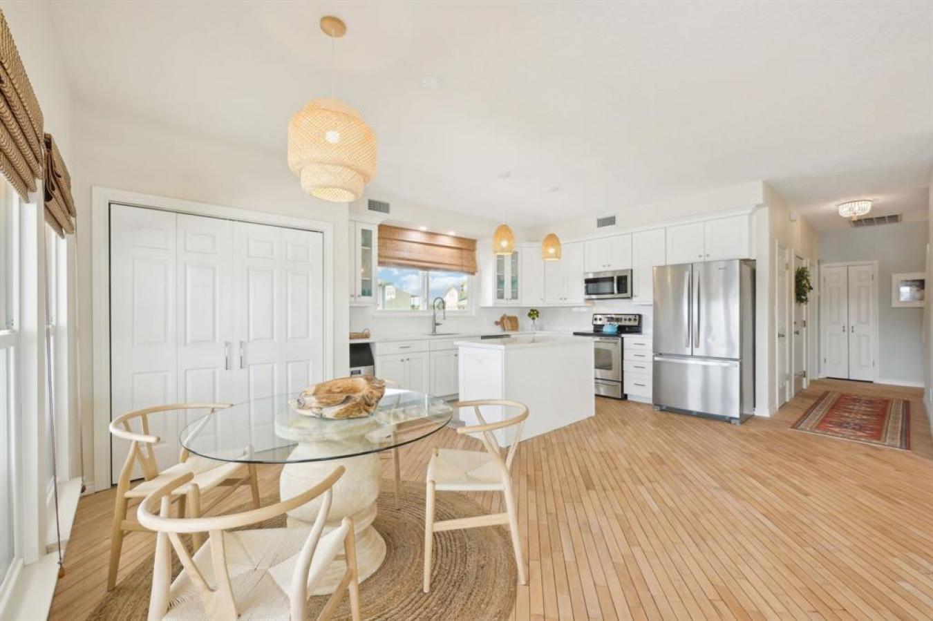 Galveston, Texas, 77554, United States, 5 Bedrooms Bedrooms, ,3 BathroomsBathrooms,Residential,For Sale,1725775