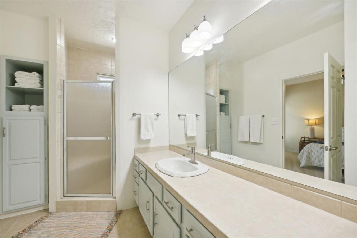 Galveston, Texas, 77554, United States, 5 Bedrooms Bedrooms, ,3 BathroomsBathrooms,Residential,For Sale,1725775