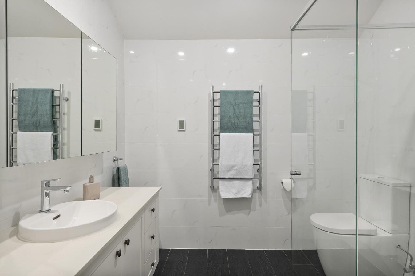 BURRADOO, NSW, 2576, Australia, 6 Bedrooms Bedrooms, ,3 BathroomsBathrooms,Residential,For Sale,1725774