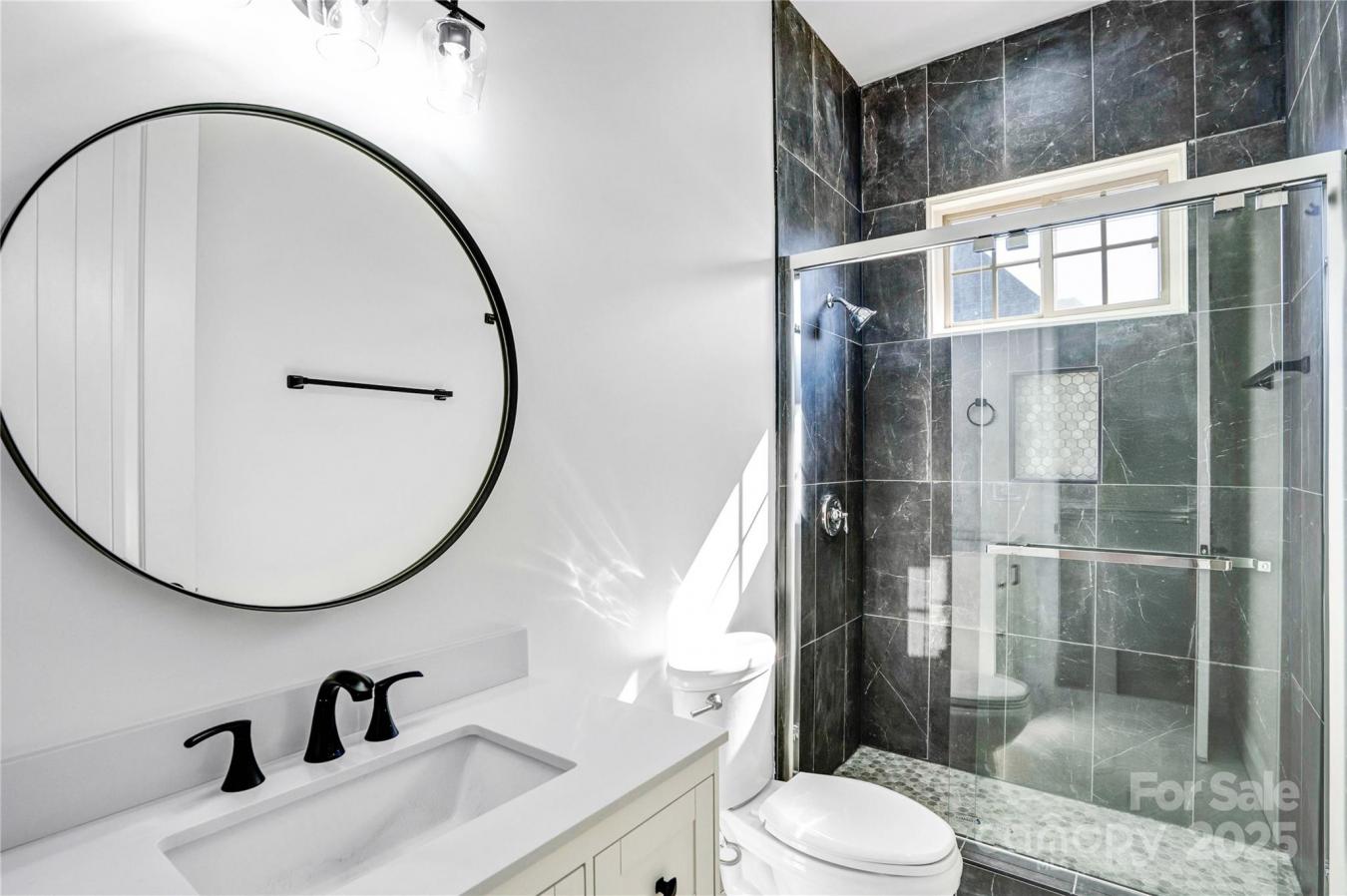 Mooresville, North Carolina, 28117, United States, 5 Bedrooms Bedrooms, ,5 BathroomsBathrooms,Residential,For Sale,1725772