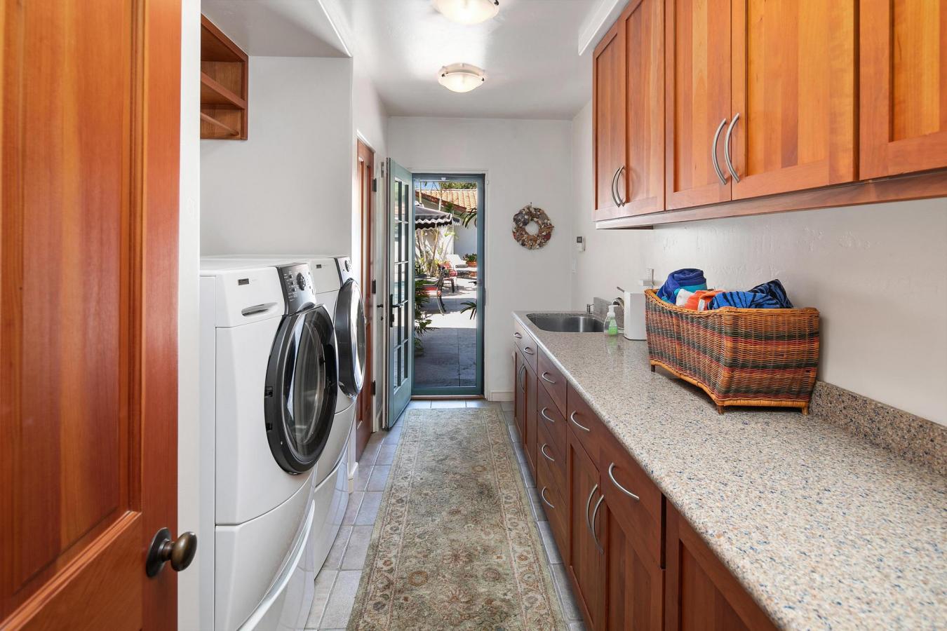 Coronado, California, 92118, United States, 5 Bedrooms Bedrooms, ,4 BathroomsBathrooms,Residential,For Sale,1984655