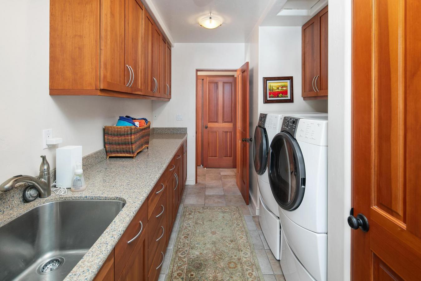 Coronado, California, 92118, United States, 5 Bedrooms Bedrooms, ,4 BathroomsBathrooms,Residential,For Sale,1984655