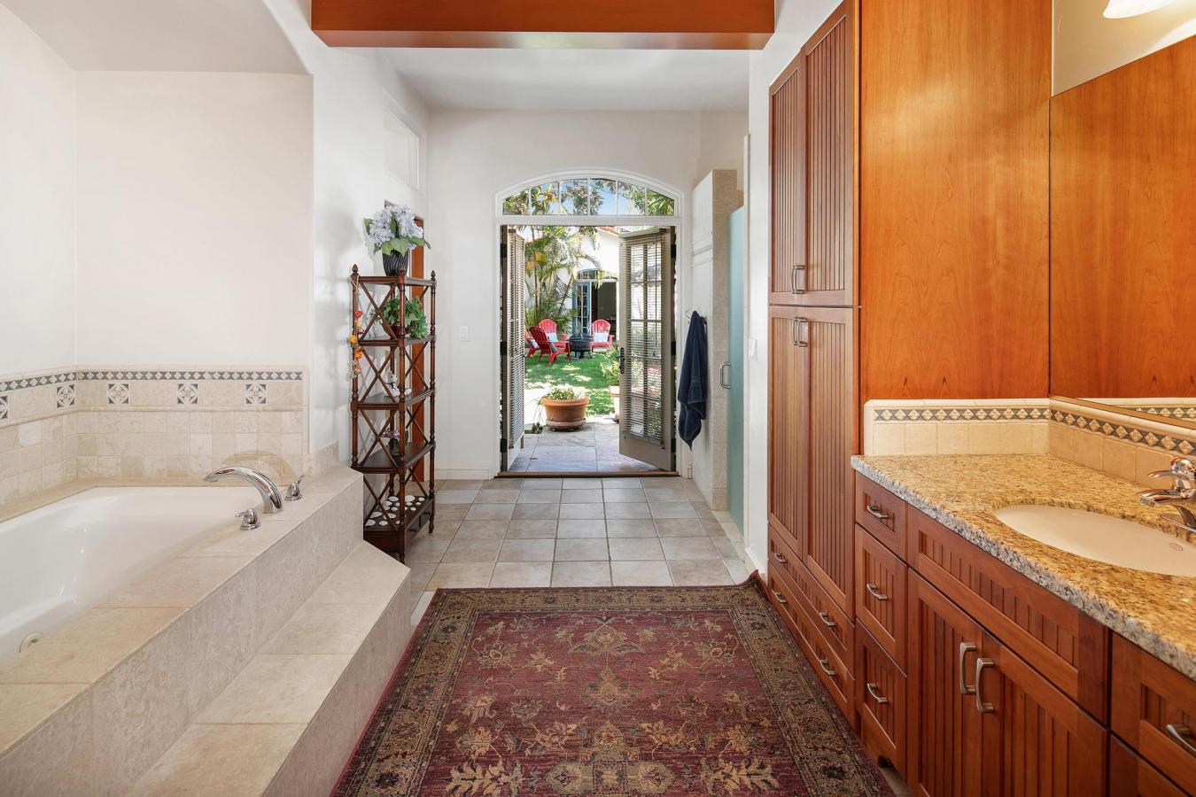 Coronado, California, 92118, United States, 5 Bedrooms Bedrooms, ,4 BathroomsBathrooms,Residential,For Sale,1984655