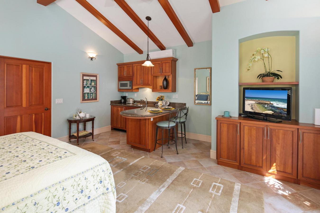 Coronado, California, 92118, United States, 5 Bedrooms Bedrooms, ,4 BathroomsBathrooms,Residential,For Sale,1984655