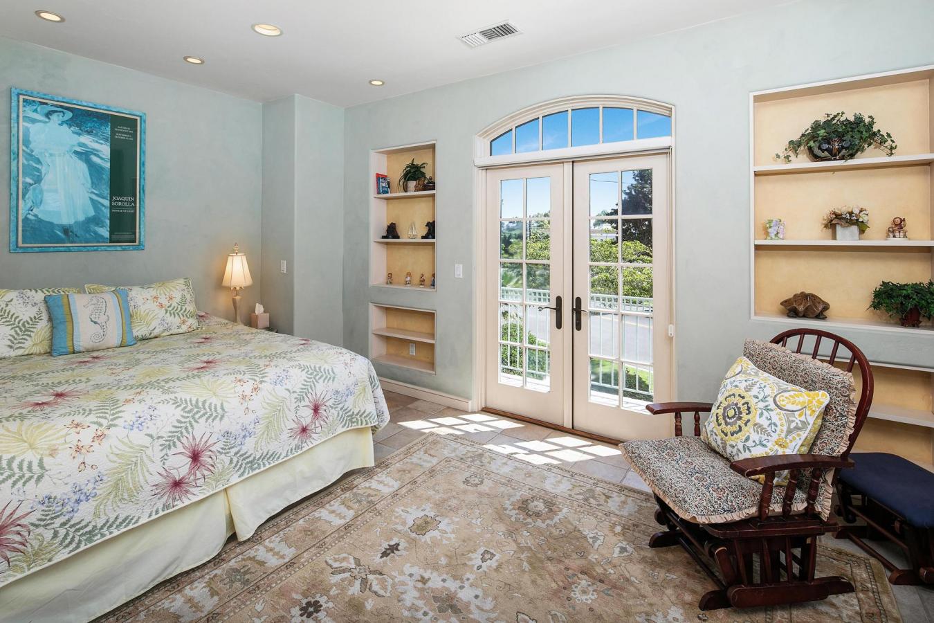 Coronado, California, 92118, United States, 5 Bedrooms Bedrooms, ,4 BathroomsBathrooms,Residential,For Sale,1984655