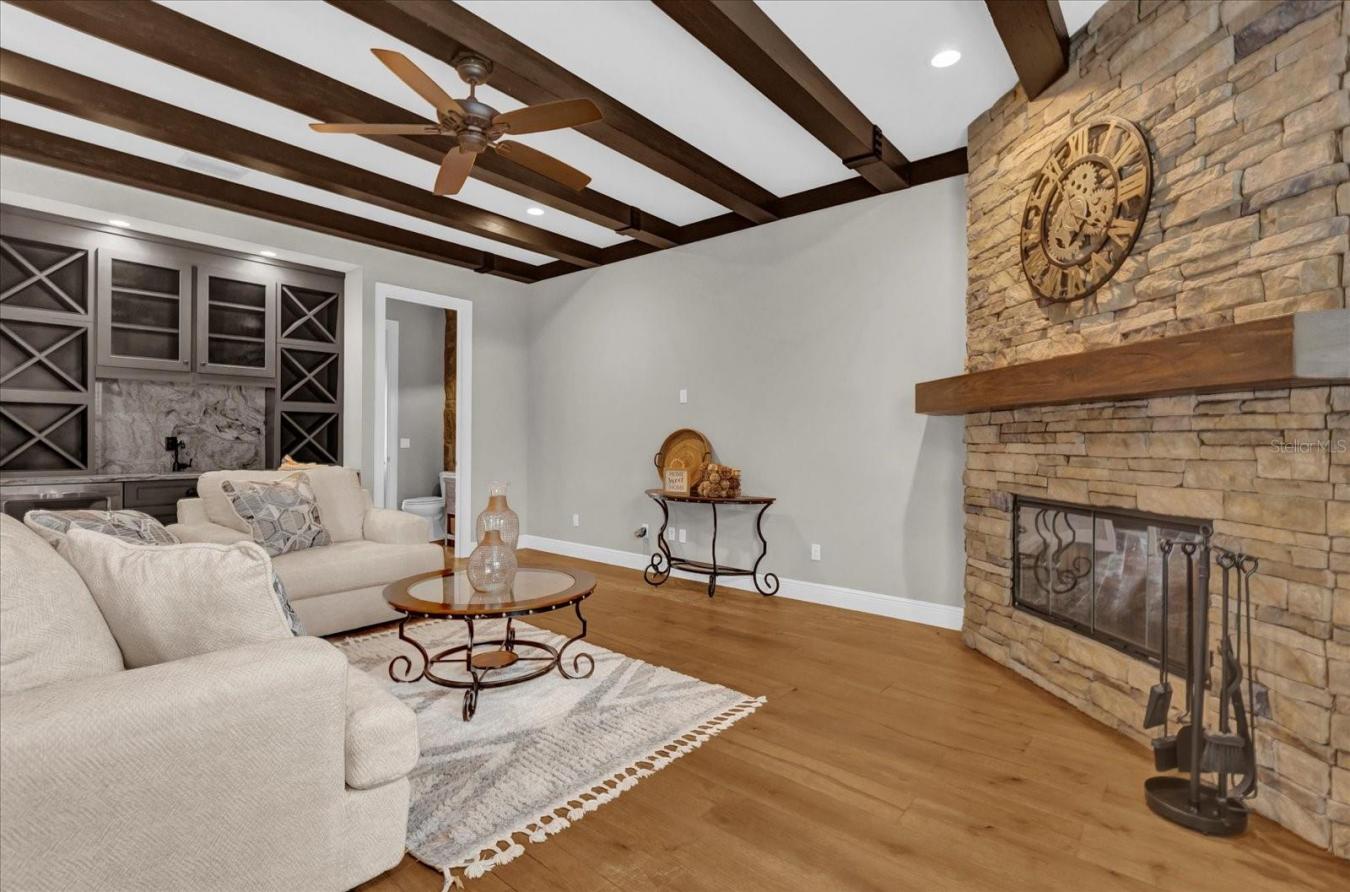 WINDERMERE, Florida, 34786, United States, 4 Bedrooms Bedrooms, ,3 BathroomsBathrooms,Residential,For Sale,1725723