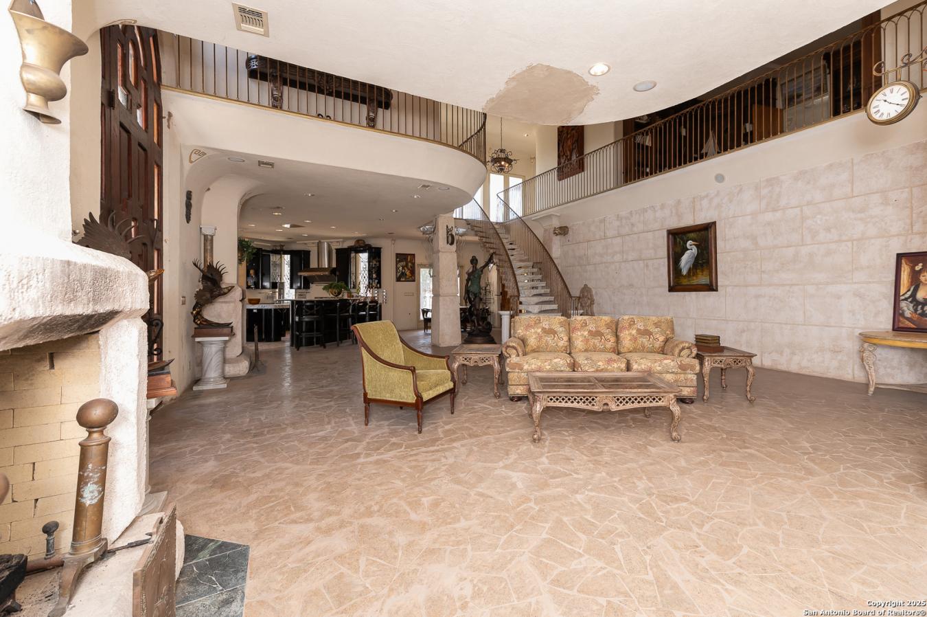 Pleasanton, Texas, 78064, United States, 9 Bedrooms Bedrooms, ,9 BathroomsBathrooms,Residential,For Sale,1725718