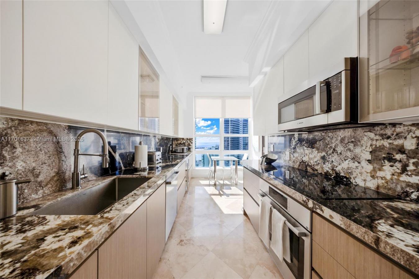 Miami, Florida, 33131, United States, 2 Bedrooms Bedrooms, ,2 BathroomsBathrooms,Residential,For Sale,1725706