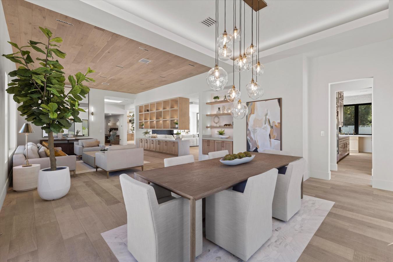 Las Vegas, Nevada, 89107, United States, 4 Bedrooms Bedrooms, ,5 BathroomsBathrooms,Residential,For Sale,1725705