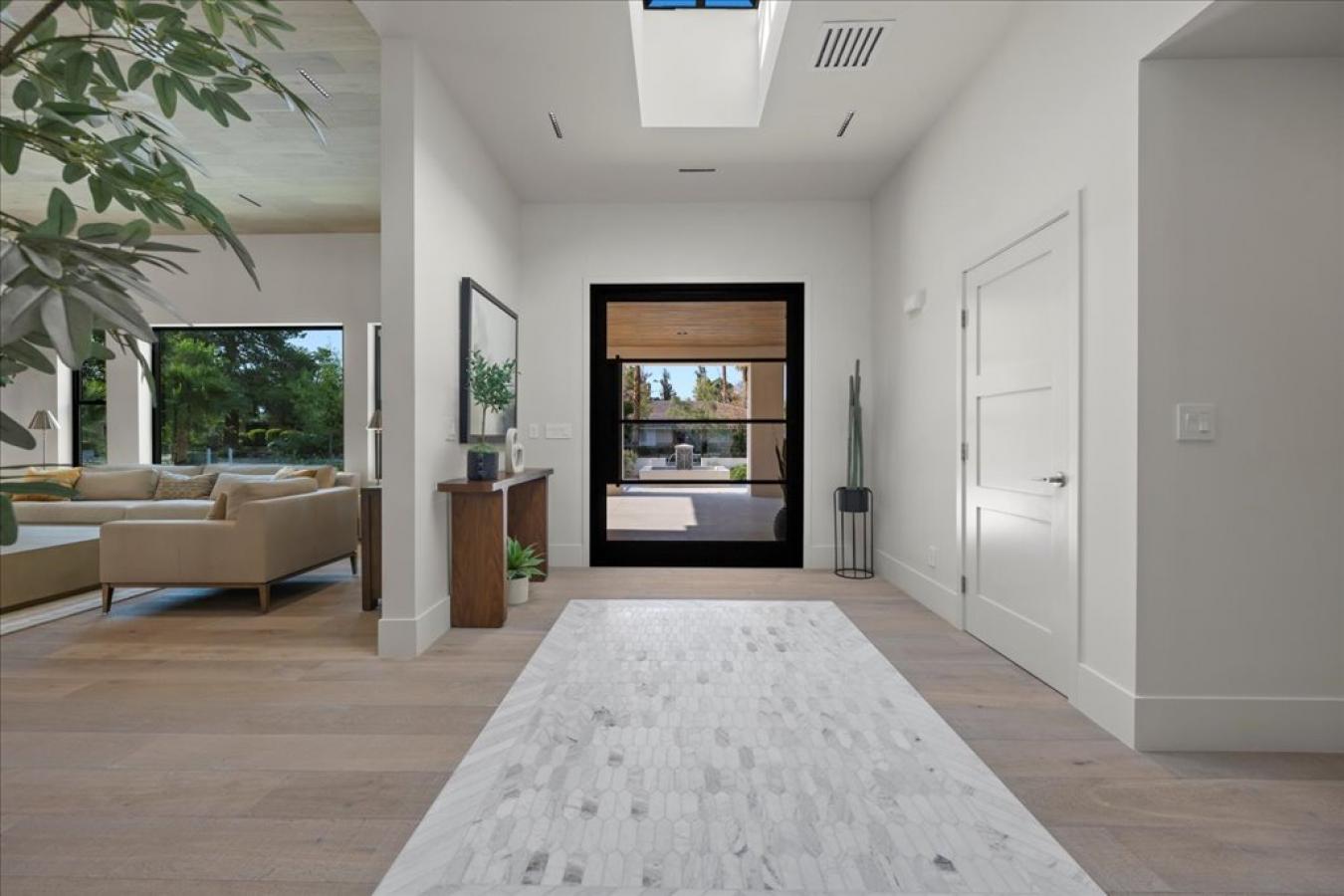 Las Vegas, Nevada, 89107, United States, 4 Bedrooms Bedrooms, ,5 BathroomsBathrooms,Residential,For Sale,1725705