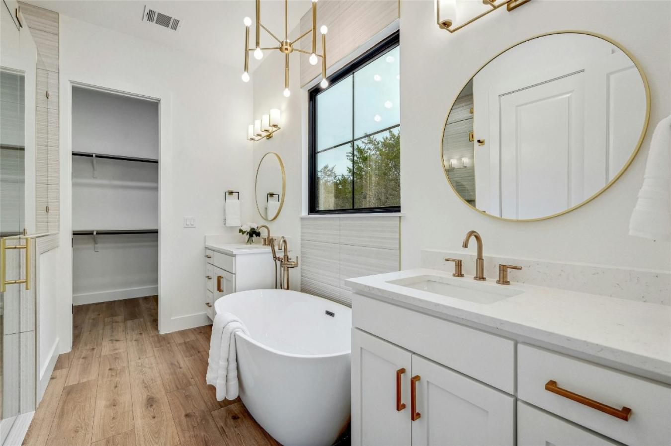 Dripping Springs, Texas, 78620, United States, 4 Bedrooms Bedrooms, ,3 BathroomsBathrooms,Residential,For Sale,1725704