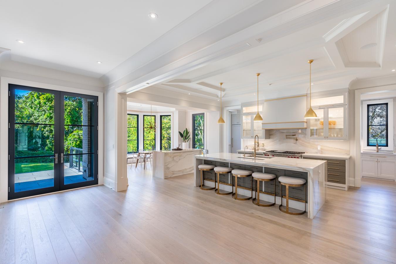 Toronto, ON, M2L 2G6, Canada, 5 Bedrooms Bedrooms, ,9 BathroomsBathrooms,Residential,For Sale,1725703