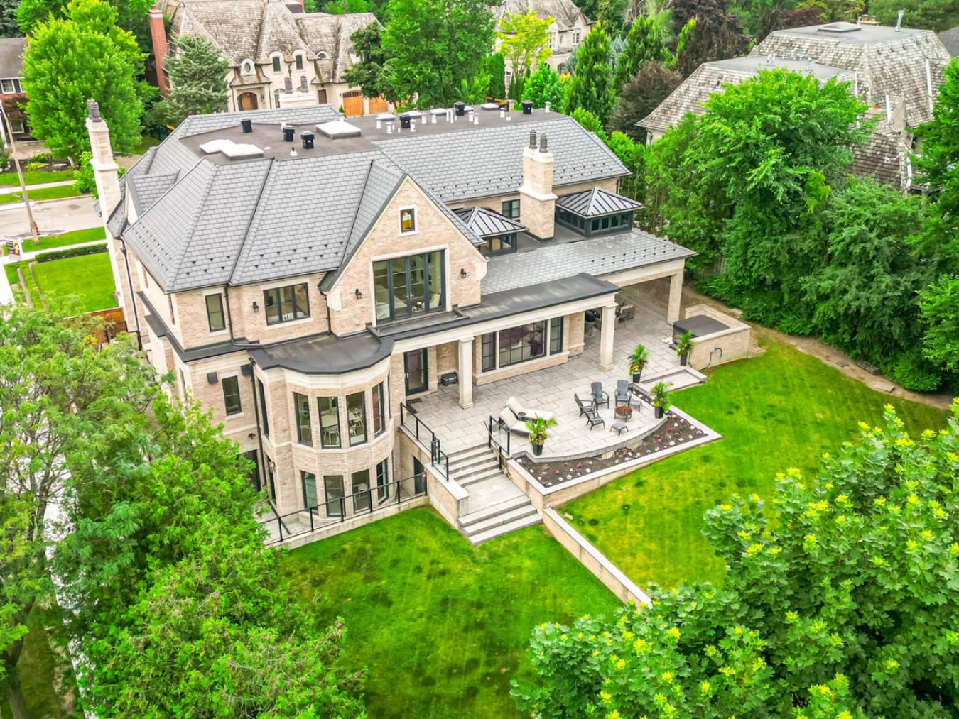 Toronto, ON, M2L 2G6, Canada, 5 Bedrooms Bedrooms, ,9 BathroomsBathrooms,Residential,For Sale,1725703