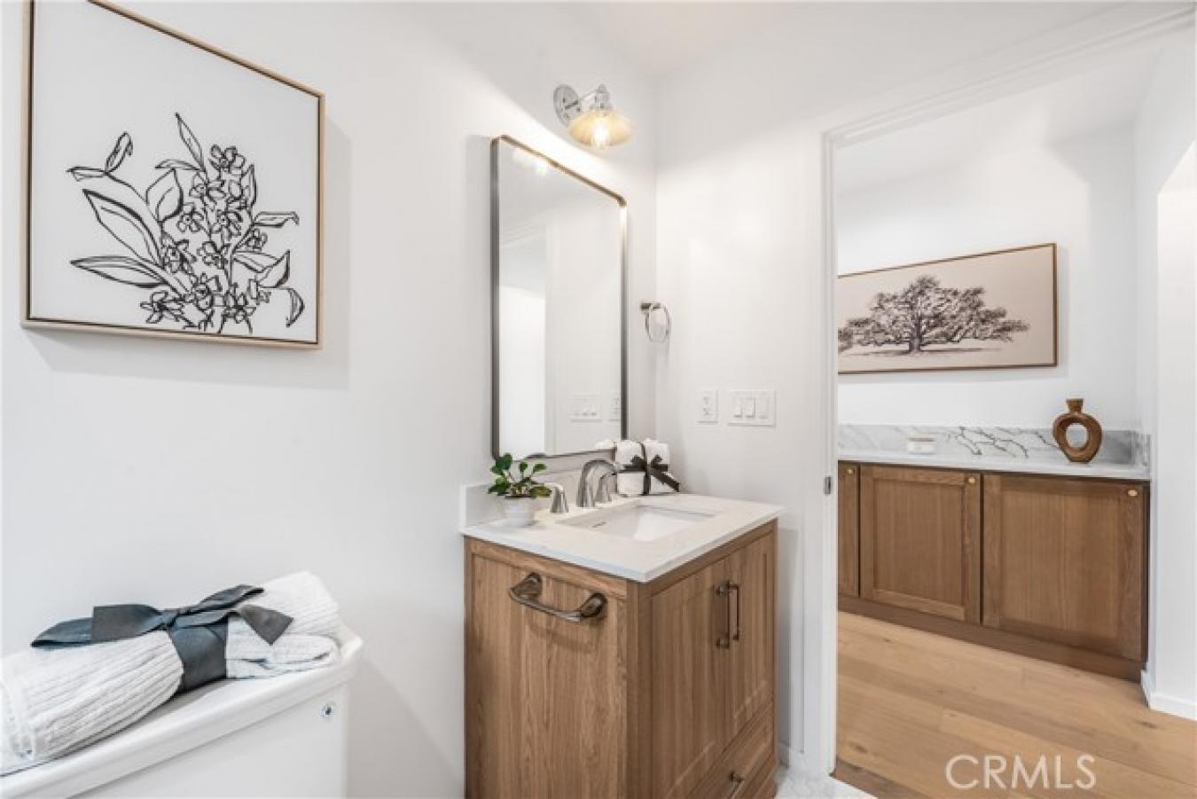 Los Angeles, California, 90043, United States, 5 Bedrooms Bedrooms, ,3 BathroomsBathrooms,Residential,For Sale,1725701