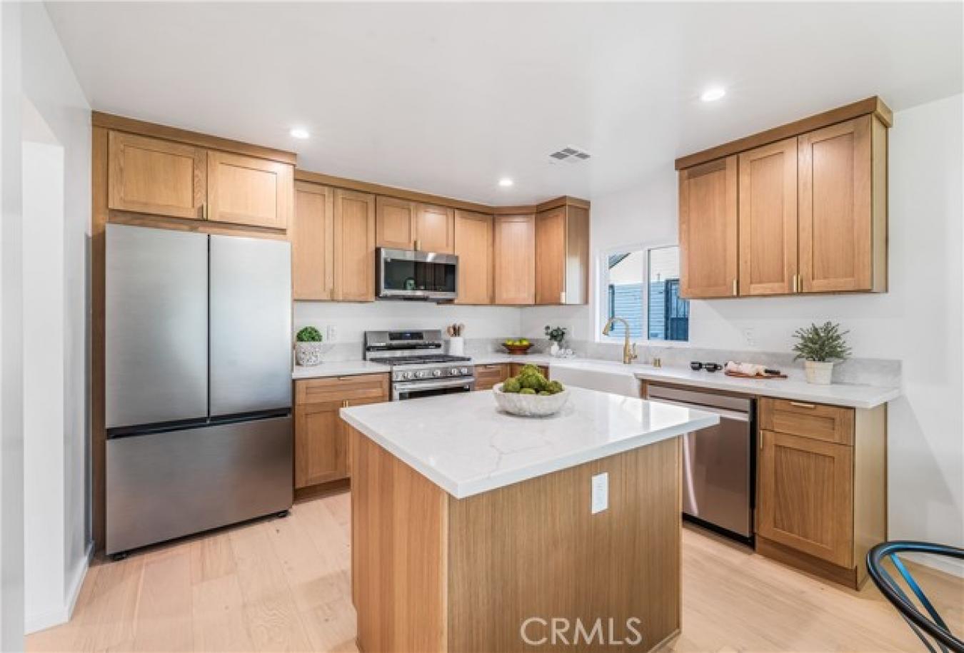 Los Angeles, California, 90043, United States, 5 Bedrooms Bedrooms, ,3 BathroomsBathrooms,Residential,For Sale,1725701