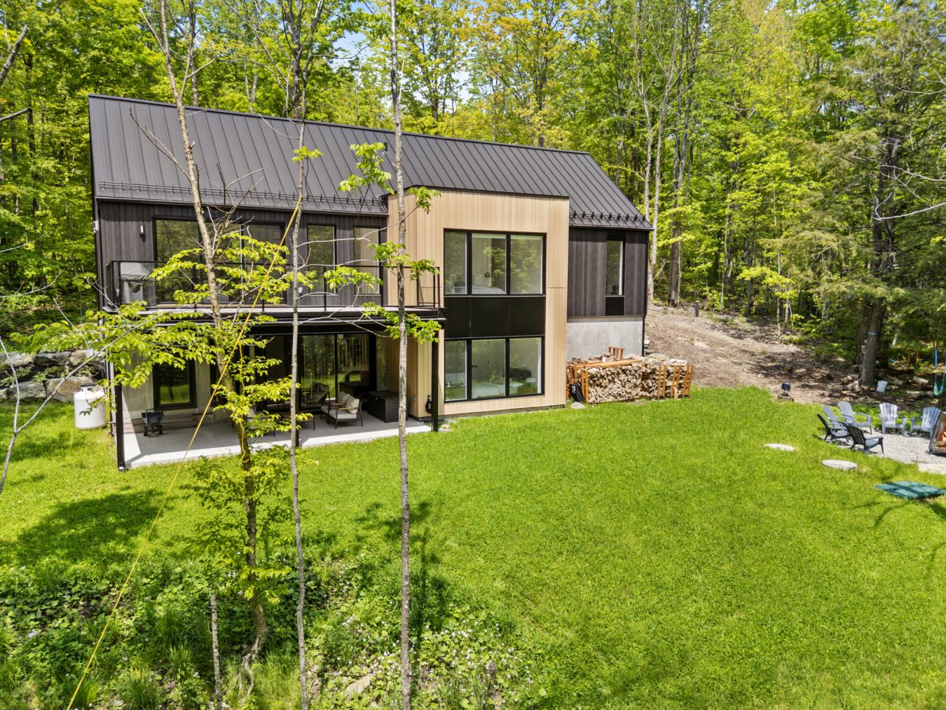 Eastman, QC, J0E1P0, Canada, 3 Bedrooms Bedrooms, ,2 BathroomsBathrooms,Residential,For Sale,1726271 Eastman, QC, J0E1P0, Canada, 3 Bedrooms Bedrooms, ,2 BathroomsBathrooms,Residential,For Sale,1726271