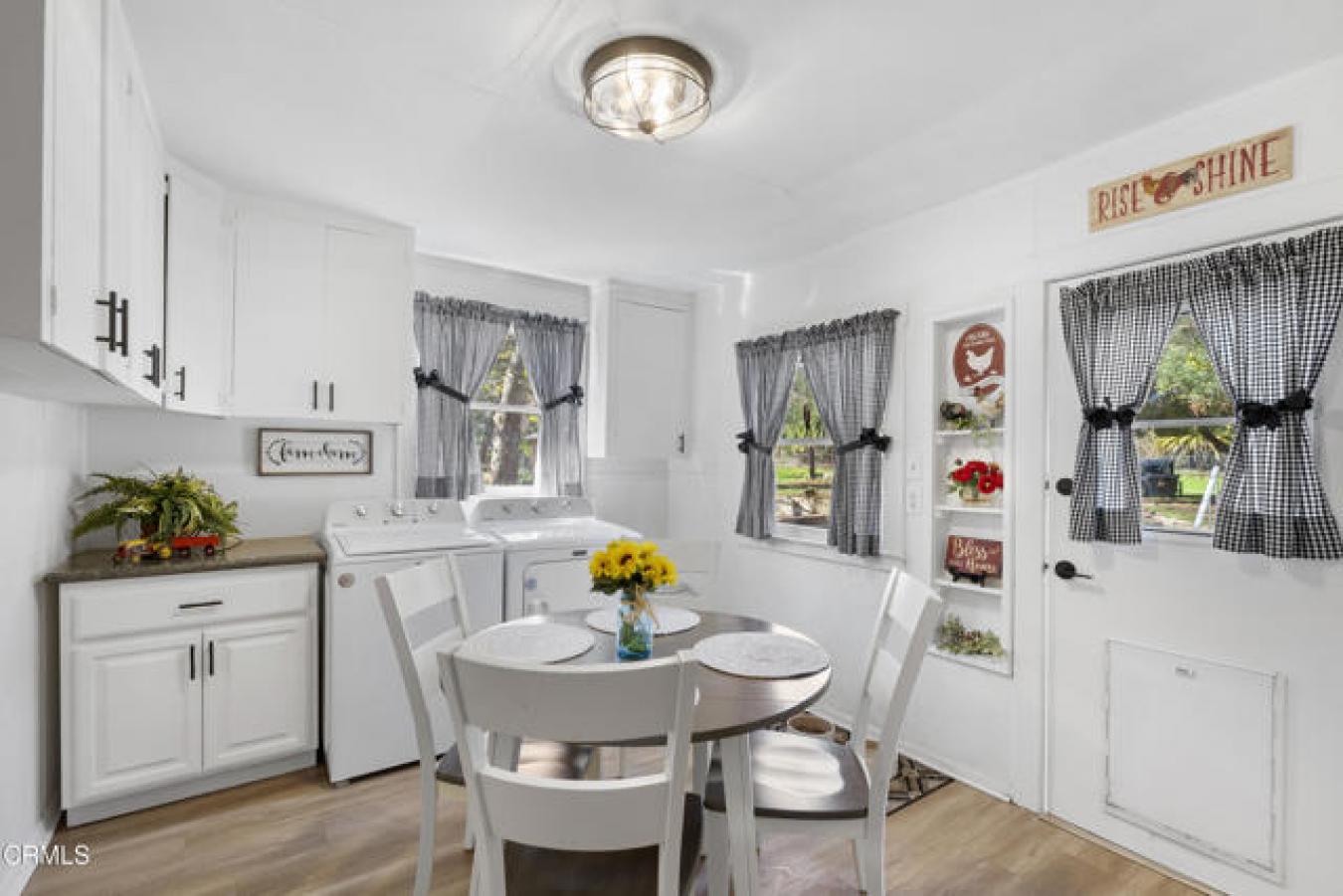 Ventura, California, 93001, United States, 3 Bedrooms Bedrooms, ,1 BathroomBathrooms,Residential,For Sale,1725658