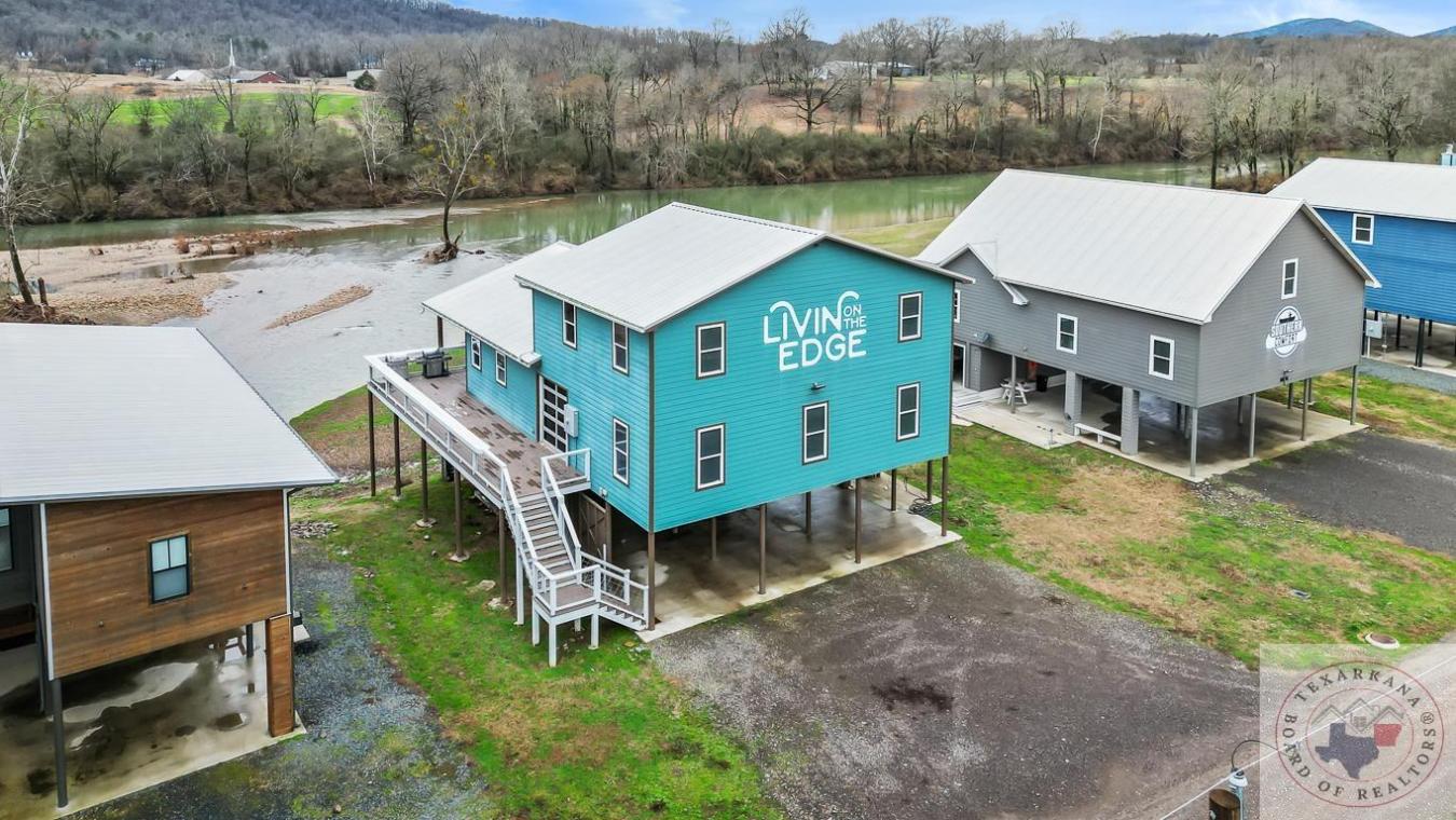 Glenwood, Arkansas, 71943, United States, 5 Bedrooms Bedrooms, ,4 BathroomsBathrooms,Residential,For Sale,1726543
