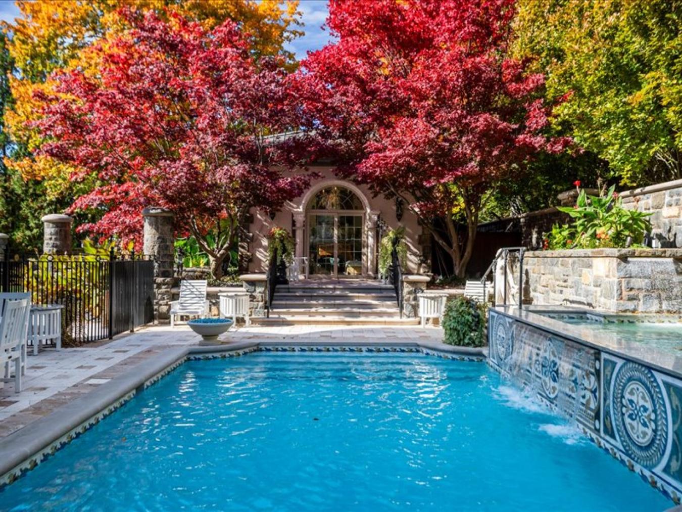 Saratoga Springs, New York, 12866, United States, 6 Bedrooms Bedrooms, ,7 BathroomsBathrooms,Residential,For Sale,1725656
