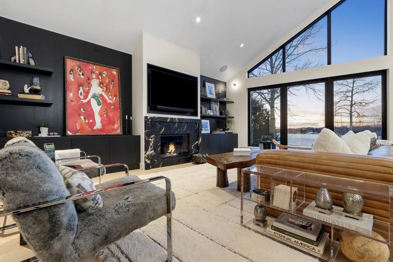 LEDGEVIEW, Wisconsin, 54115, United States, 4 Bedrooms Bedrooms, ,4 BathroomsBathrooms,Residential,For Sale,1726535