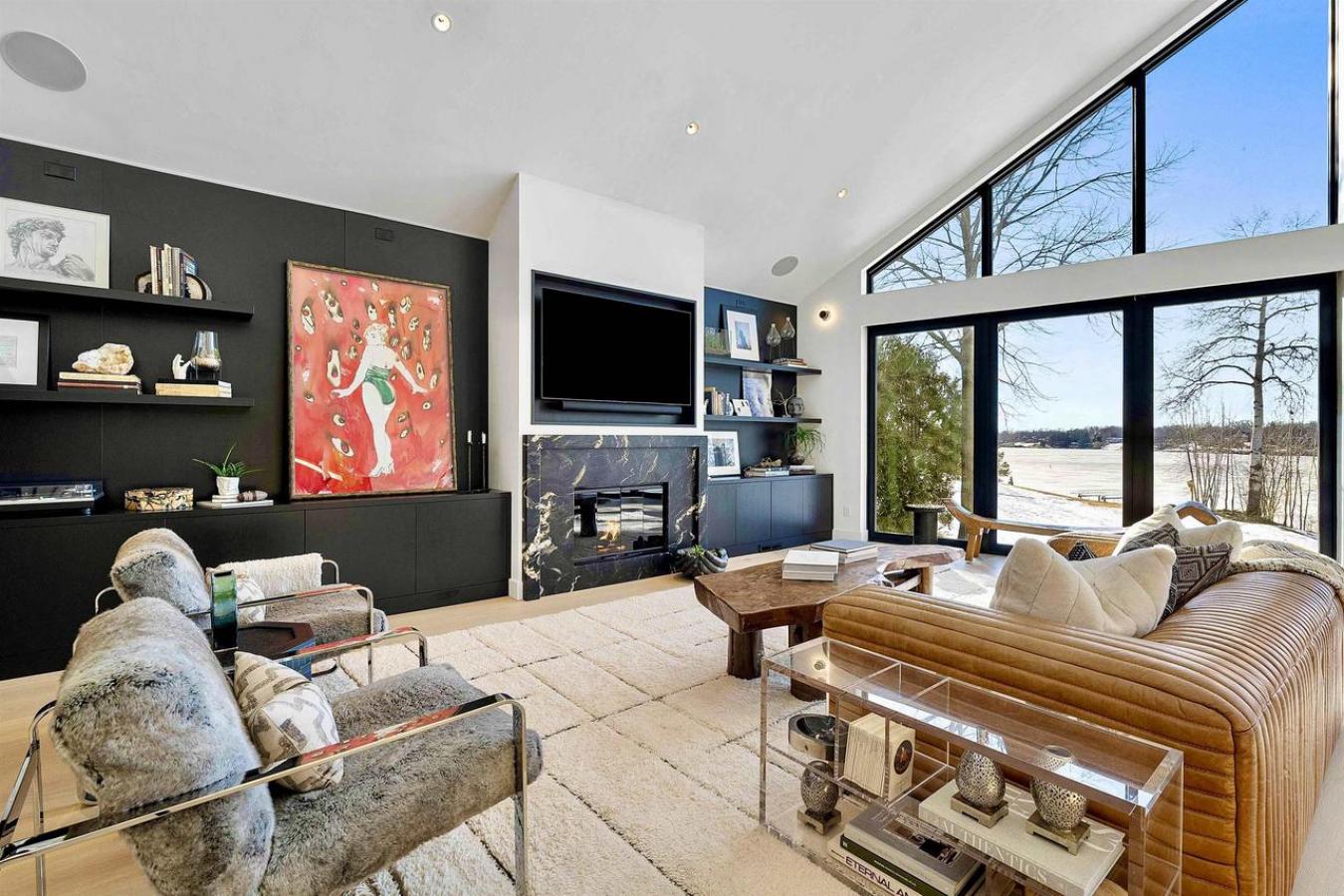 LEDGEVIEW, Wisconsin, 54115, United States, 4 Bedrooms Bedrooms, ,4 BathroomsBathrooms,Residential,For Sale,1726535