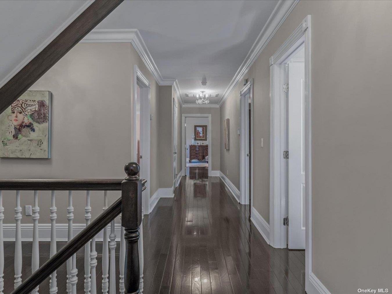 North Hempstead, New York, 11576, United States, 5 Bedrooms Bedrooms, ,4 BathroomsBathrooms,Residential,For Sale,1726529