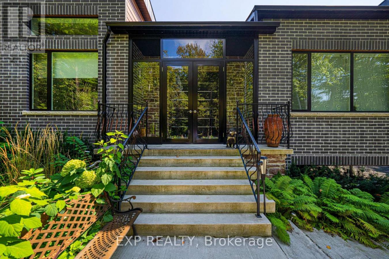 Georgina, ON, L0E1R0, Canada, 4 Bedrooms Bedrooms, ,Residential,For Sale,1726528