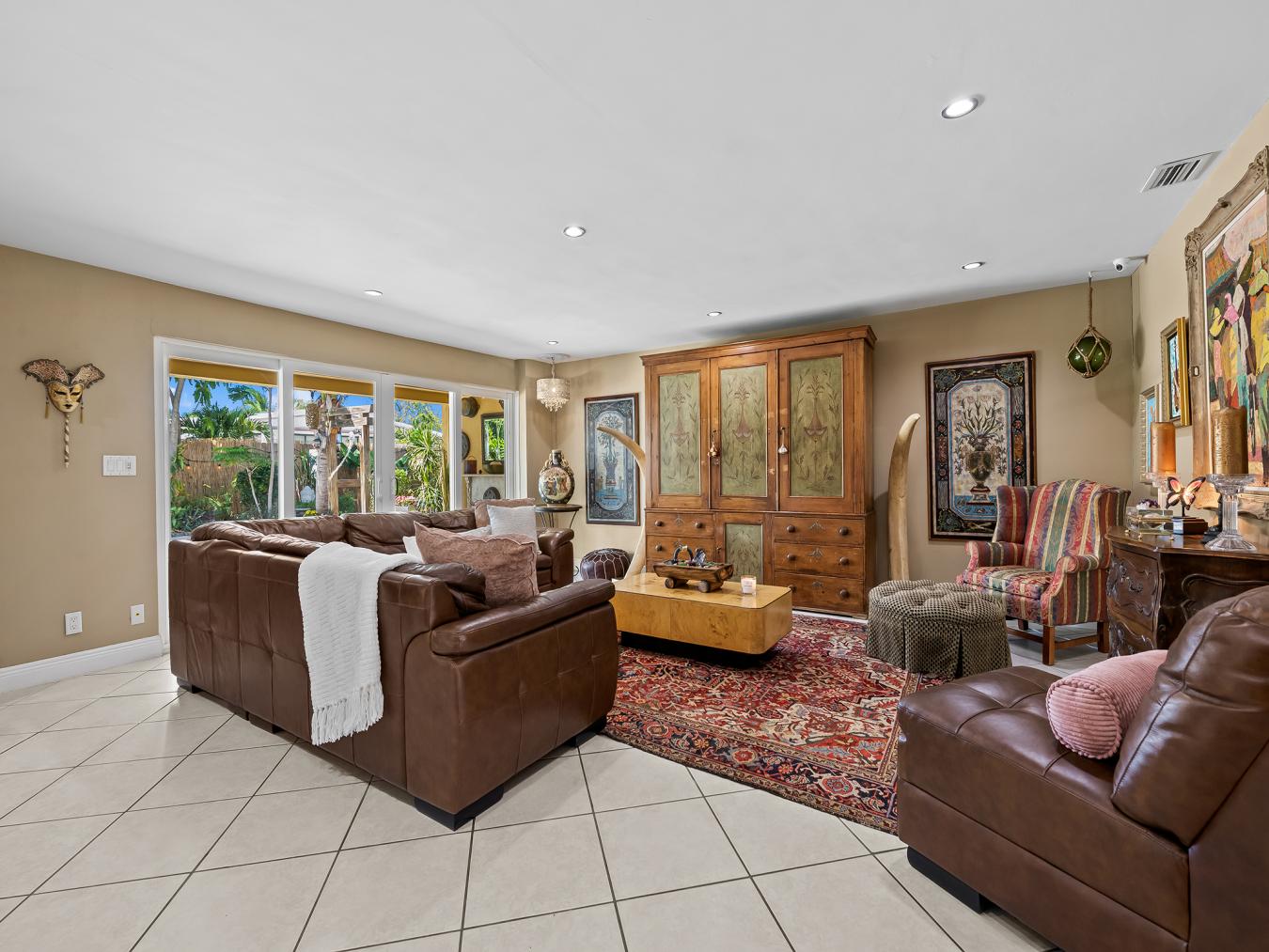 Lauderdale by the Sea, Florida, 33062, United States, 3 Bedrooms Bedrooms, ,3 BathroomsBathrooms,Residential,For Sale,1726062