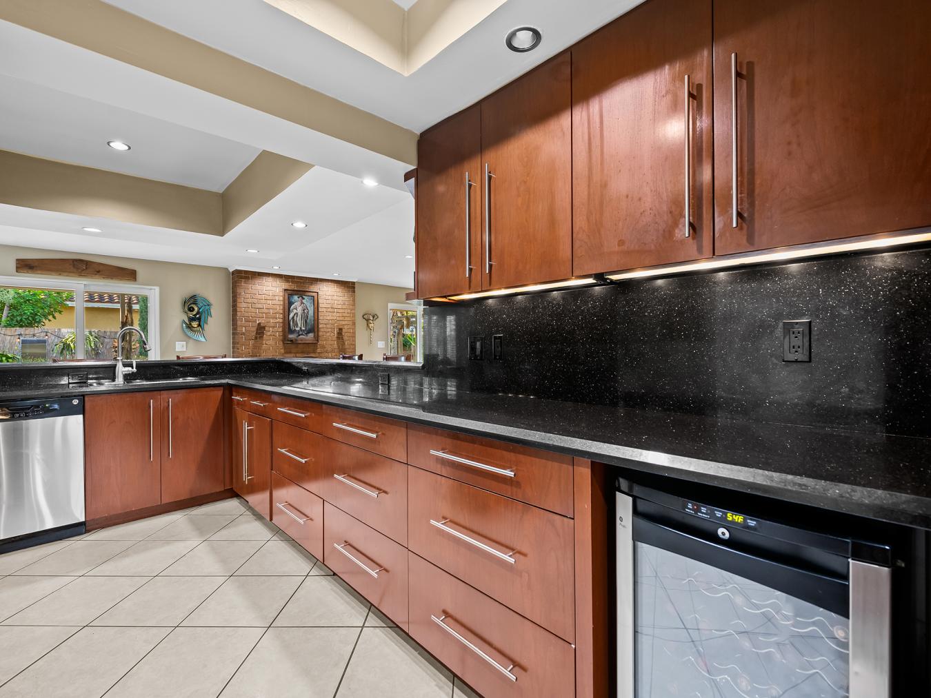 Lauderdale by the Sea, Florida, 33062, United States, 3 Bedrooms Bedrooms, ,3 BathroomsBathrooms,Residential,For Sale,1726062