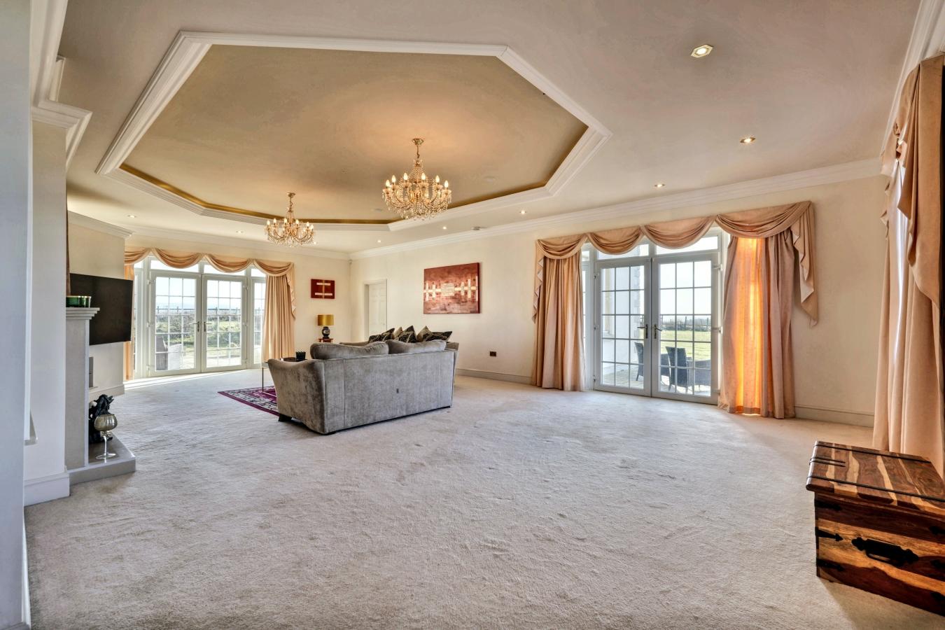 Workington, CA14 4JG, United Kingdom, 5 Bedrooms Bedrooms, ,5 BathroomsBathrooms,Residential,For Sale,1968603