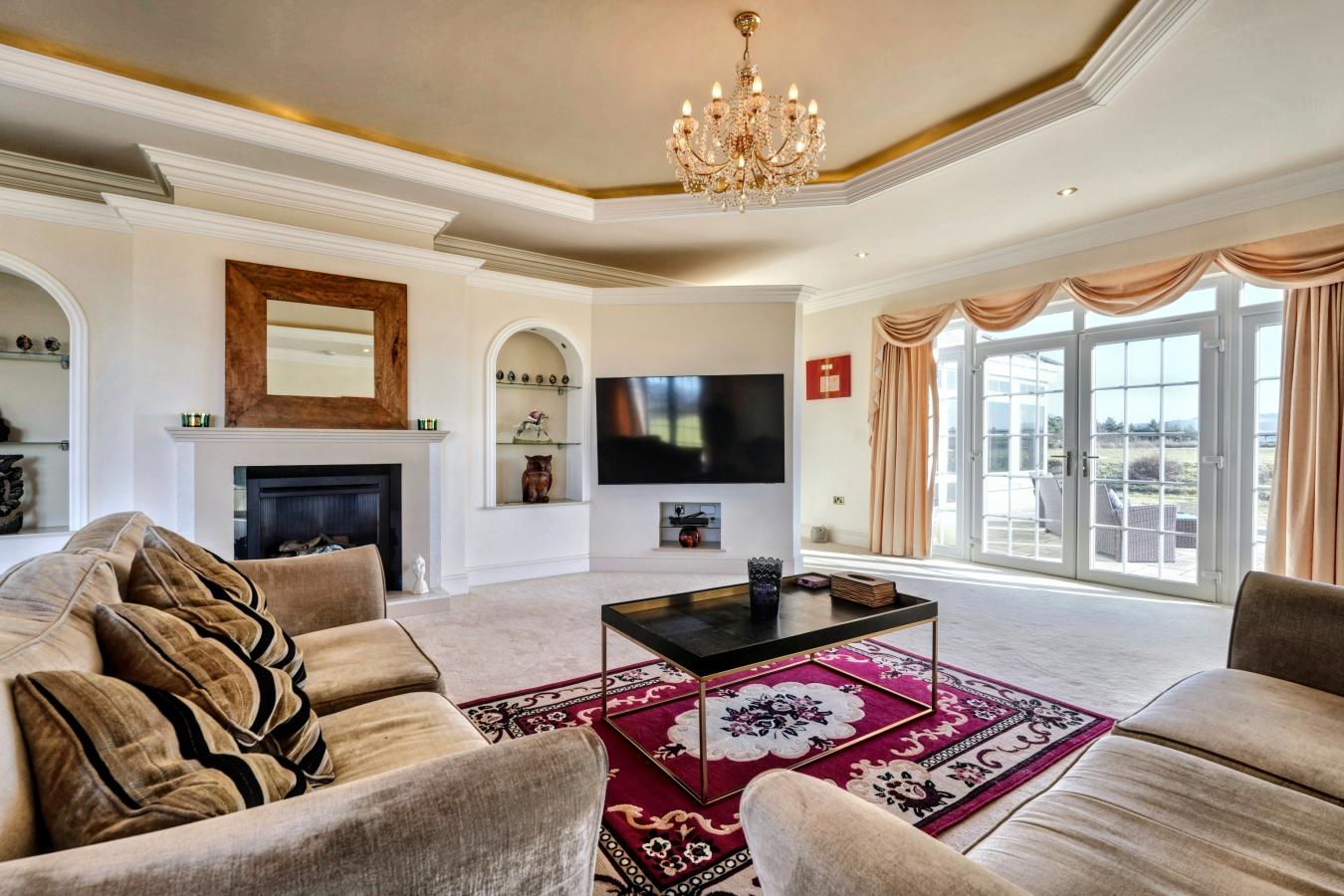 Workington, CA14 4JG, United Kingdom, 5 Bedrooms Bedrooms, ,5 BathroomsBathrooms,Residential,For Sale,1968603