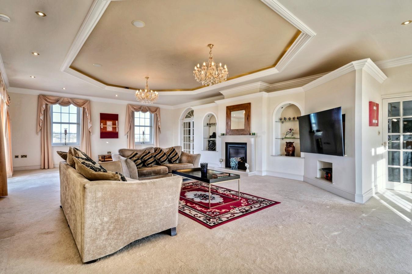 Workington, CA14 4JG, United Kingdom, 5 Bedrooms Bedrooms, ,5 BathroomsBathrooms,Residential,For Sale,1968603