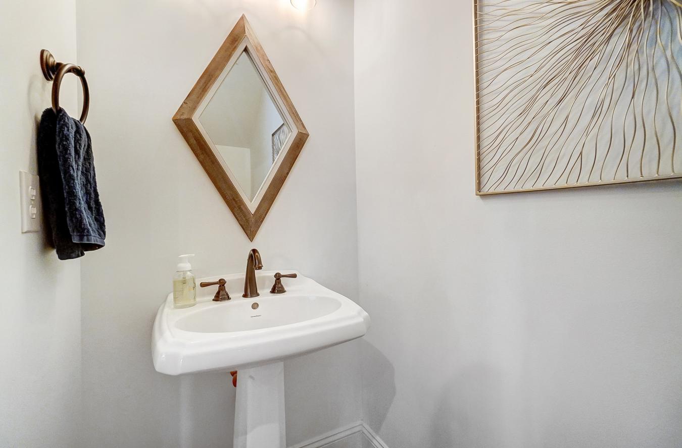 Fort Mill, South Carolina, 29708, United States, 4 Bedrooms Bedrooms, ,3 BathroomsBathrooms,Residential,For Sale,1726516