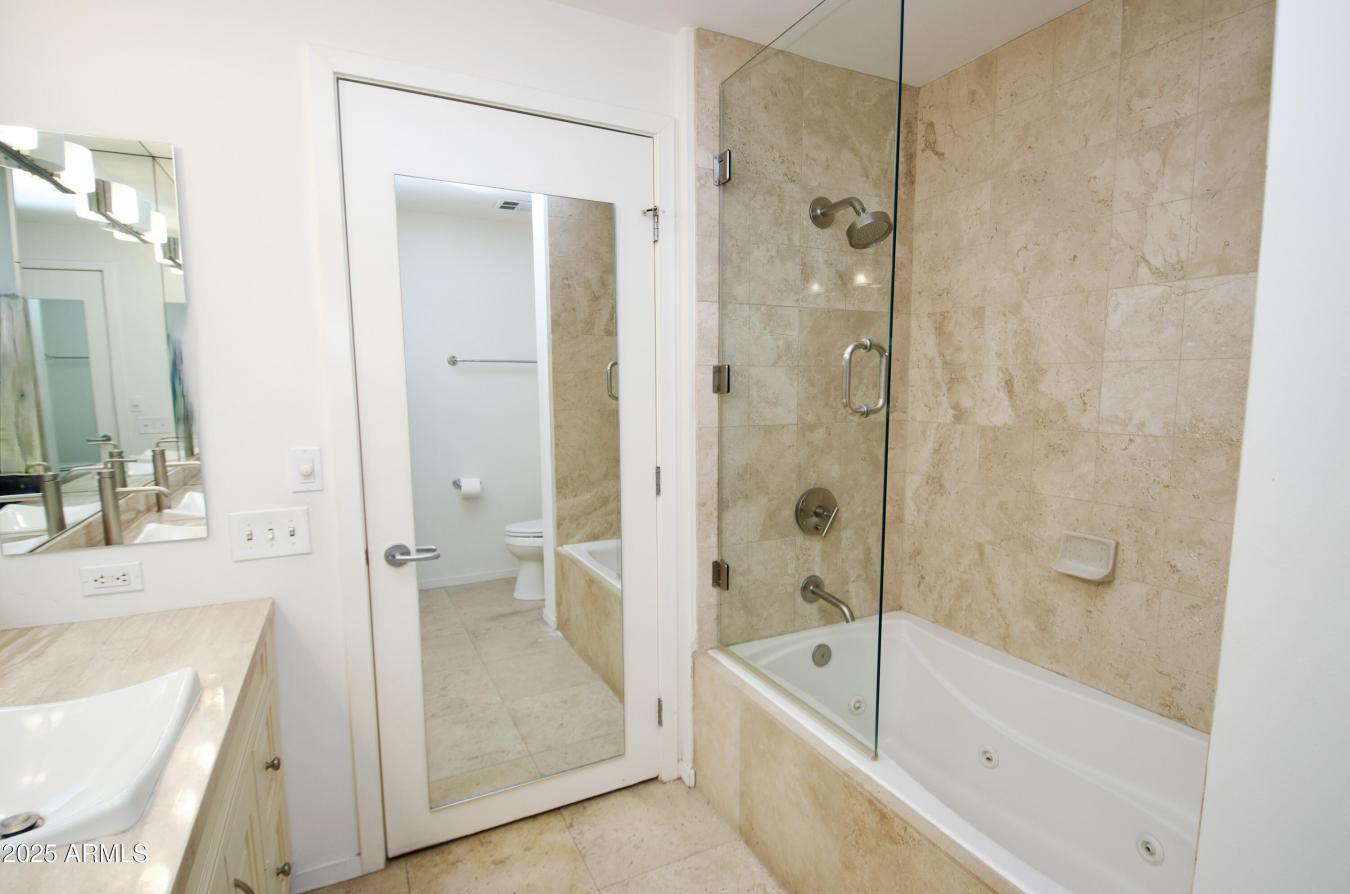 Scottsdale, Arizona, 85251, United States, 2 Bedrooms Bedrooms, ,Residential,For Sale,1727065