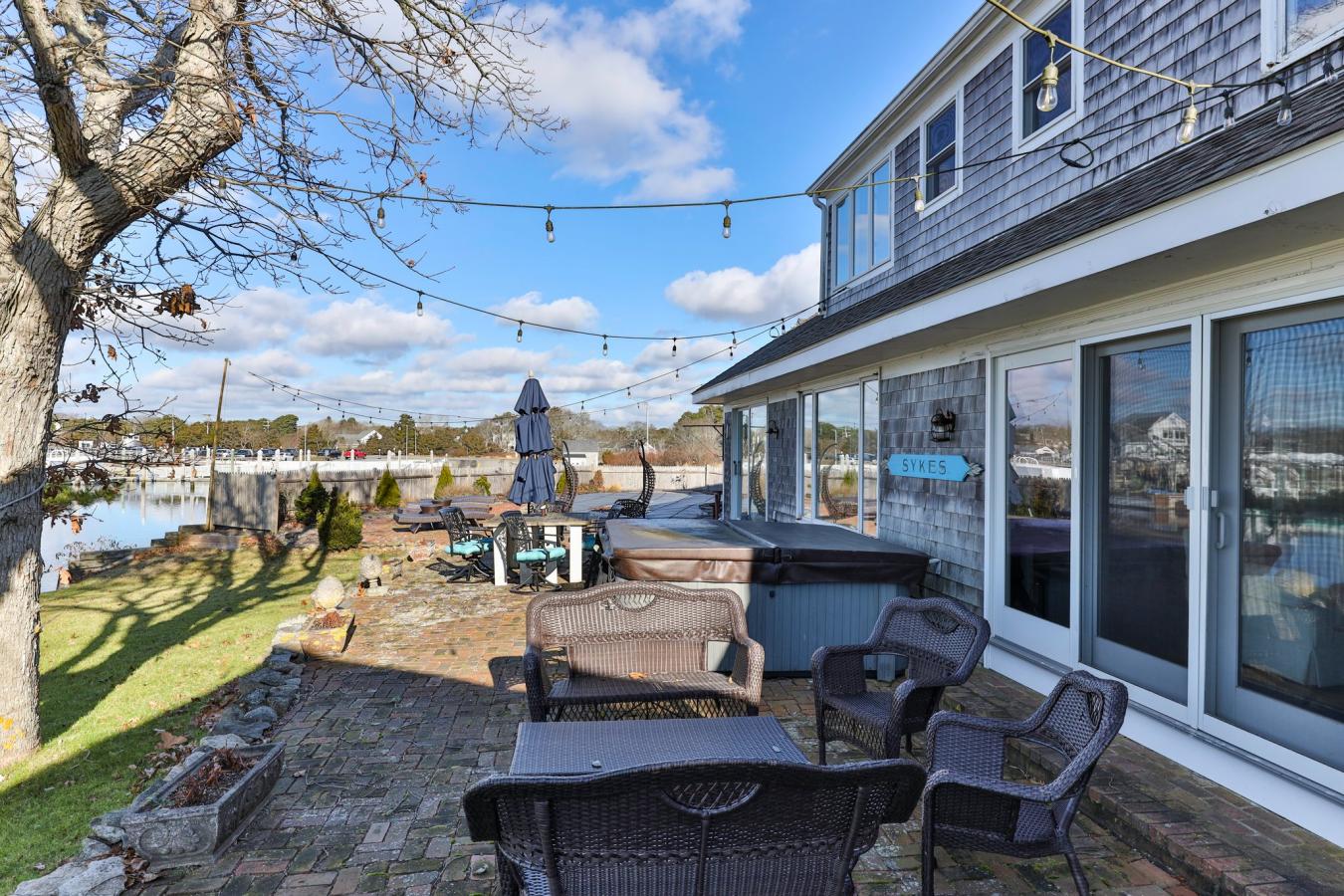 Harwich Port, Massachusetts, 02646, United States, 5 Bedrooms Bedrooms, ,5 BathroomsBathrooms,Residential,For Sale,1727061