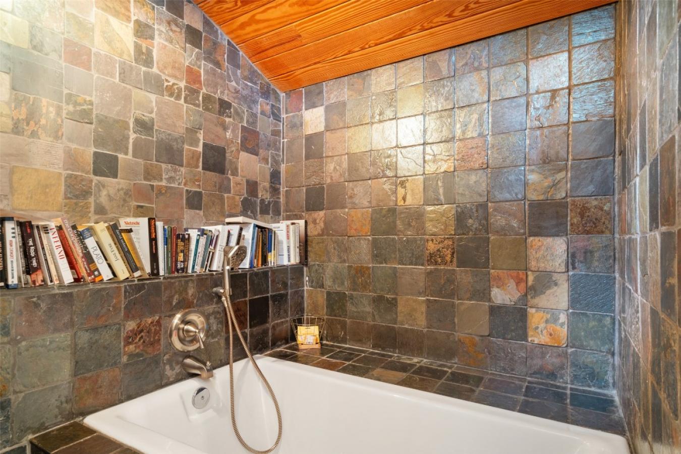 Dripping Springs, Texas, 78620, United States, 3 Bedrooms Bedrooms, ,3 BathroomsBathrooms,Residential,For Sale,1731143