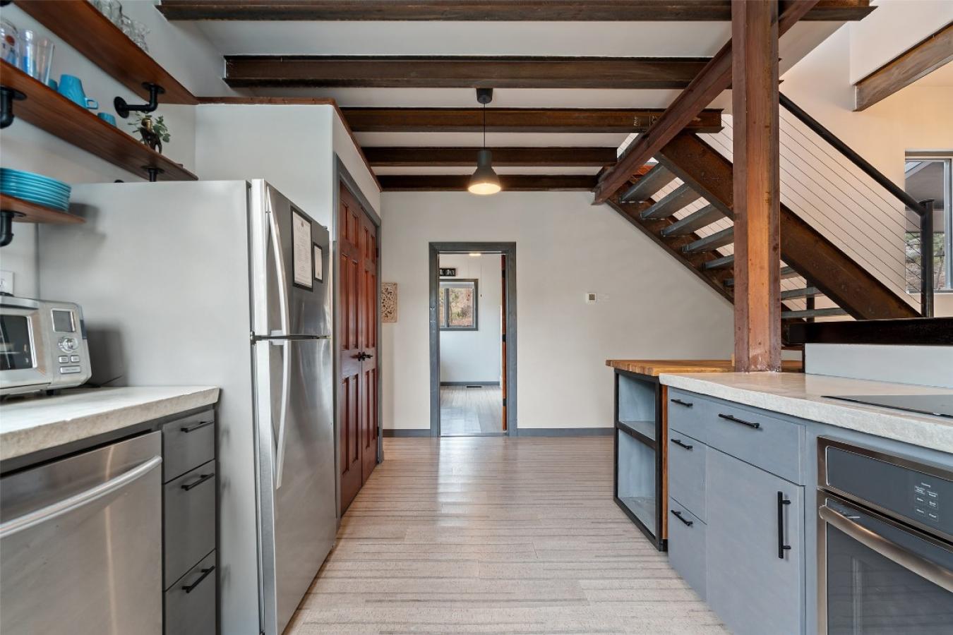 Dripping Springs, Texas, 78620, United States, 3 Bedrooms Bedrooms, ,3 BathroomsBathrooms,Residential,For Sale,1731143