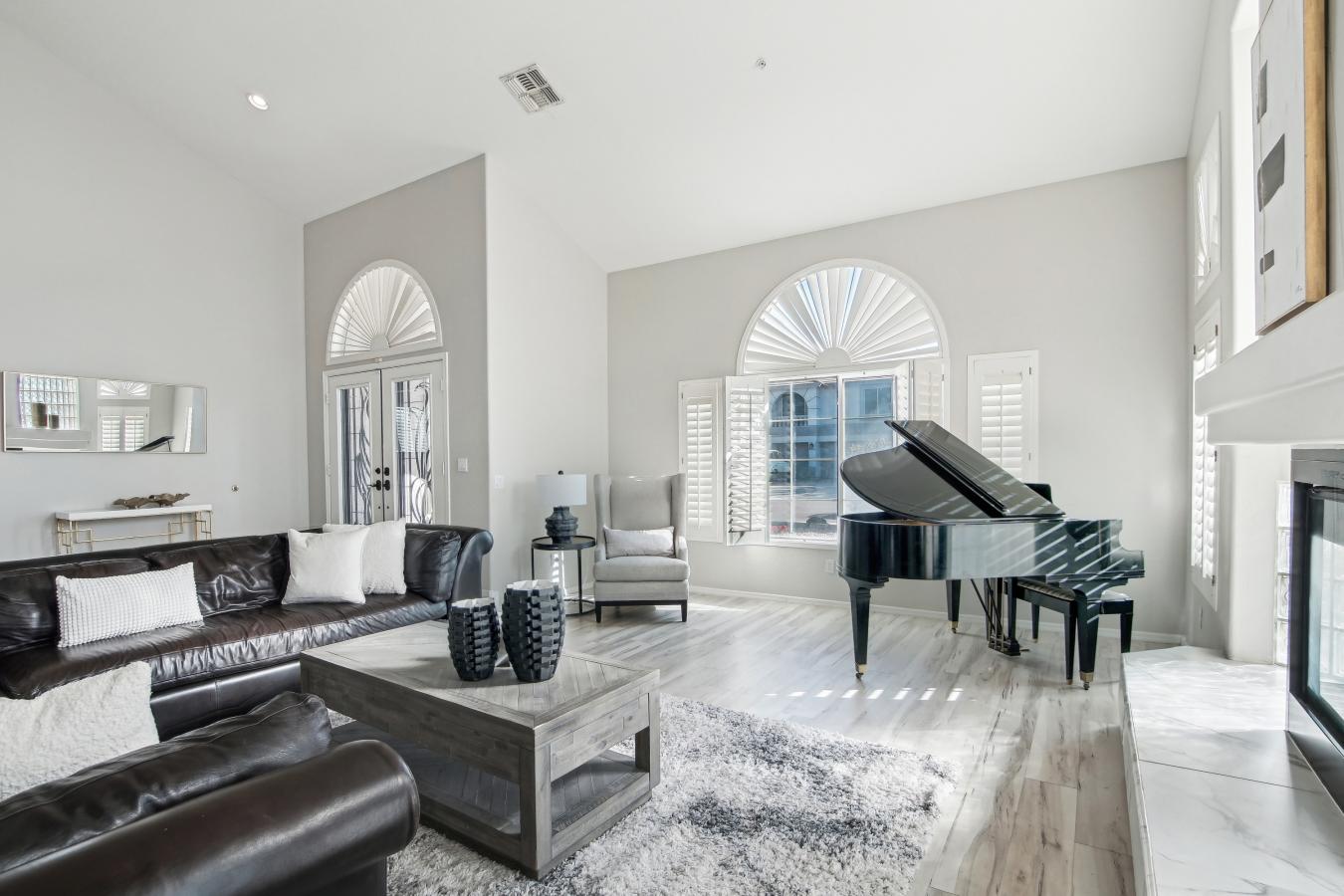 Peoria, Arizona, 85383, United States, 6 Bedrooms Bedrooms, ,4 BathroomsBathrooms,Residential,For Sale,1731142