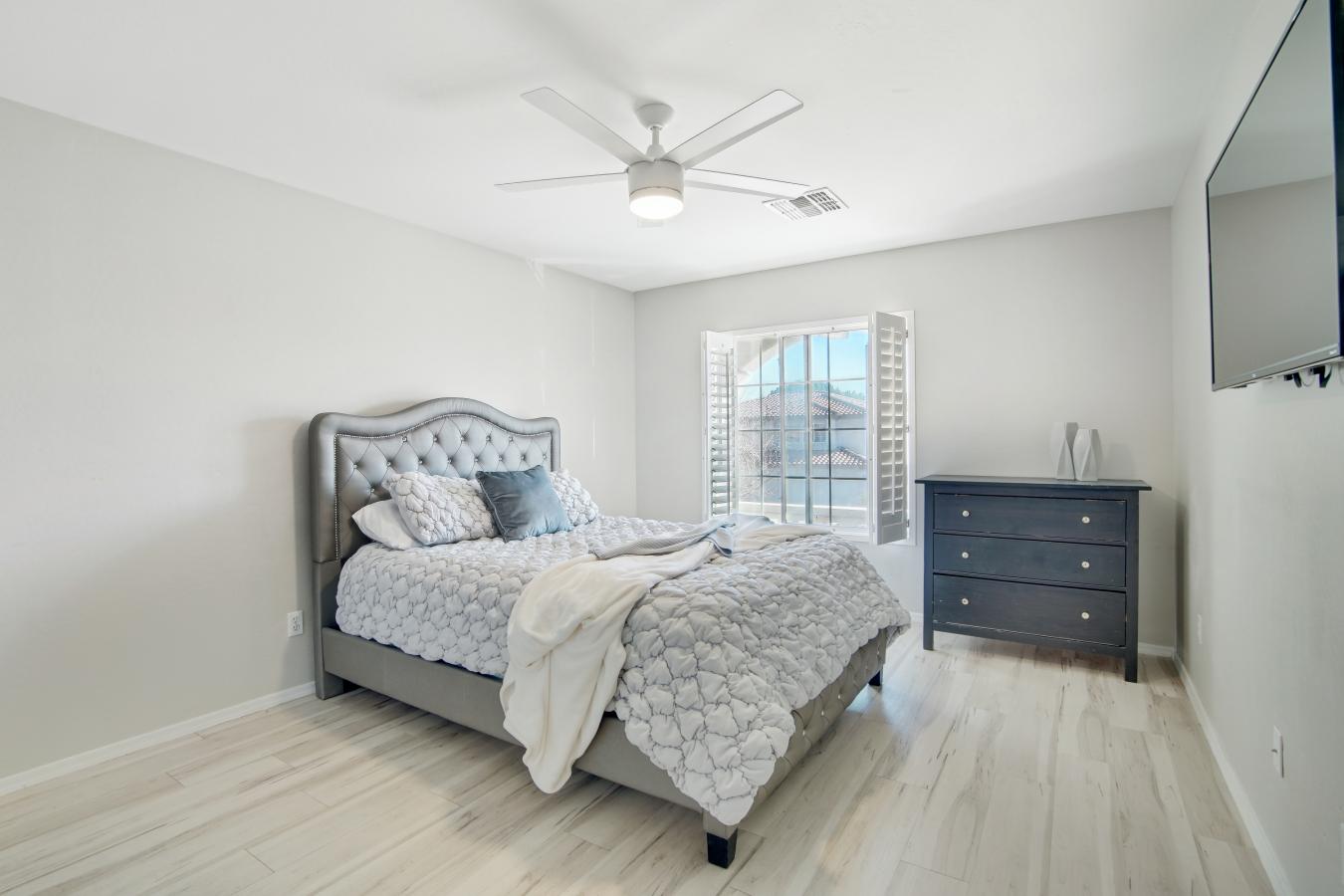 Peoria, Arizona, 85383, United States, 6 Bedrooms Bedrooms, ,4 BathroomsBathrooms,Residential,For Sale,1731142