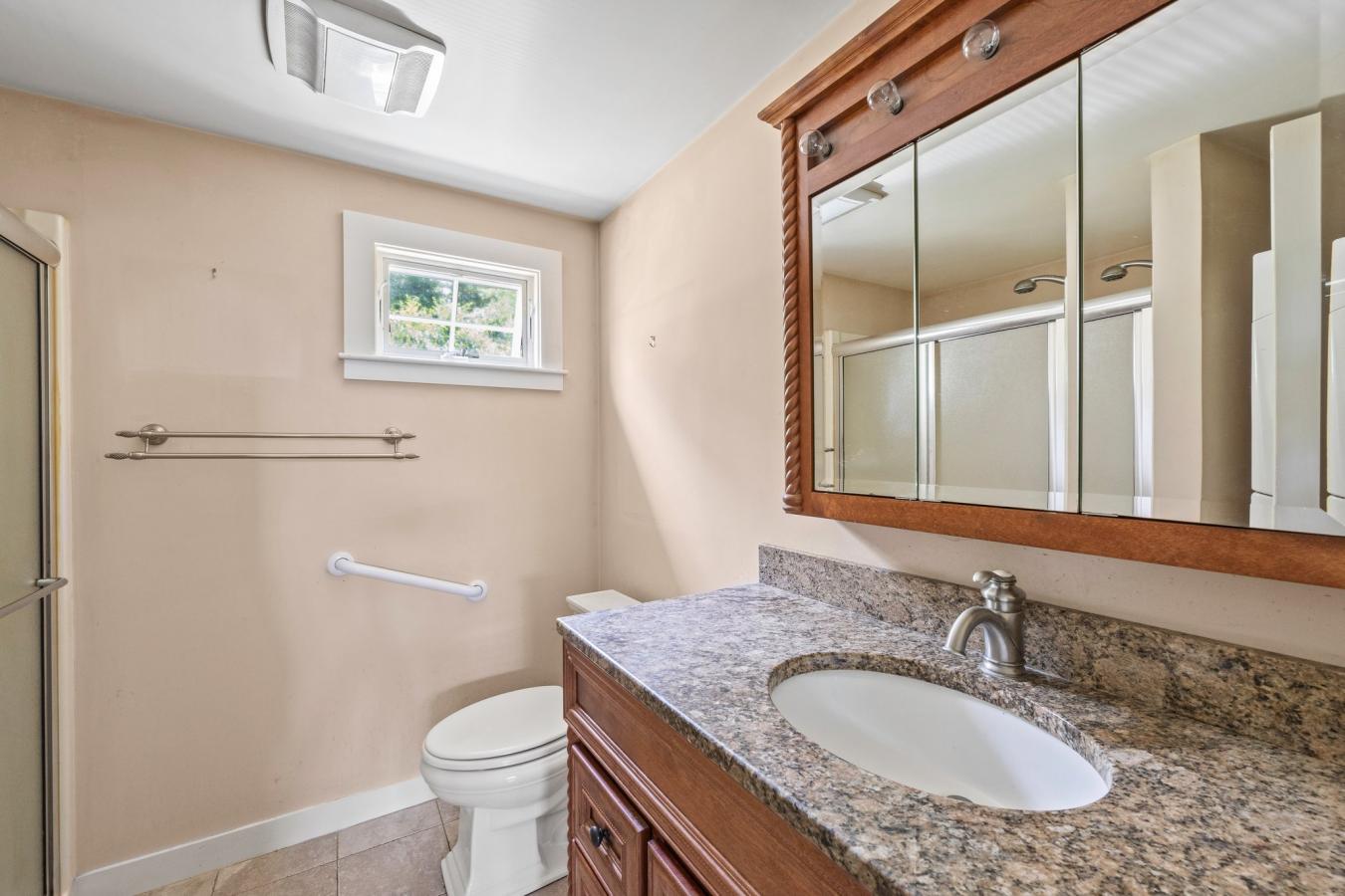 North Chatham, Massachusetts, 02650, United States, 4 Bedrooms Bedrooms, ,3 BathroomsBathrooms,Residential,For Sale,1731126