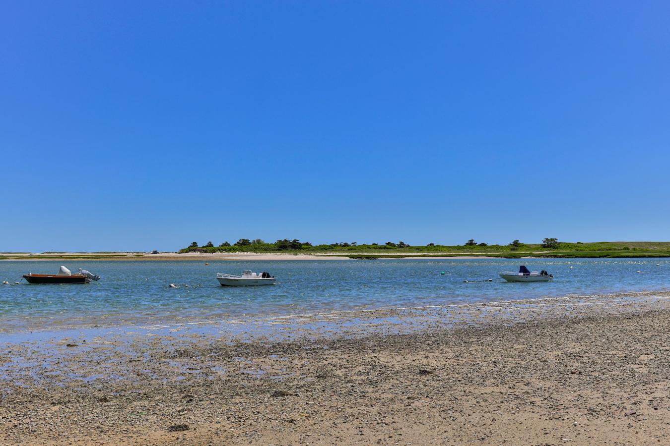 North Chatham, Massachusetts, 02650, United States, 2 Bedrooms Bedrooms, ,2 BathroomsBathrooms,Residential,For Sale,1731125