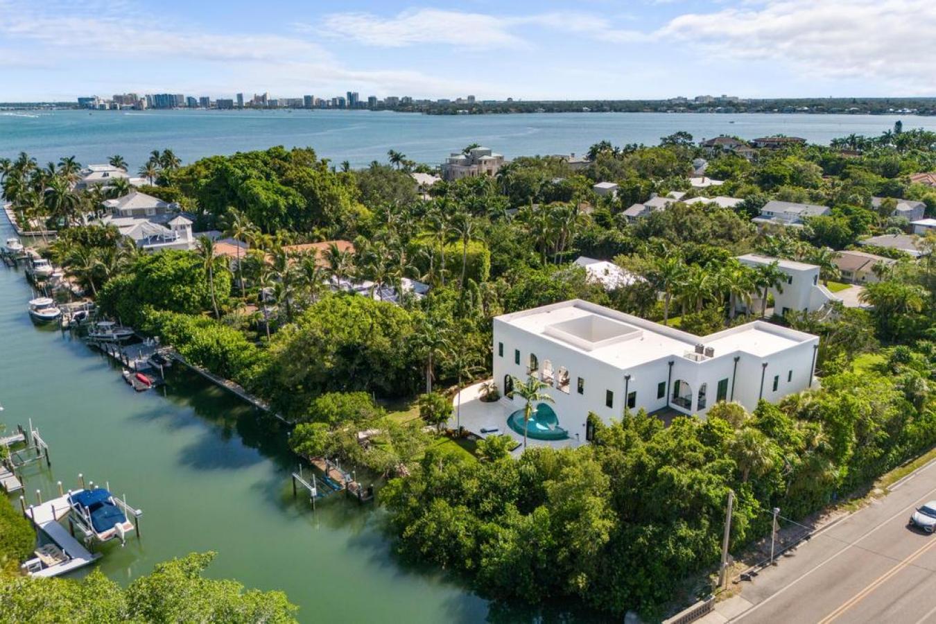 Sarasota, Florida, 34242, United States, 6 Bedrooms Bedrooms, ,6 BathroomsBathrooms,Residential,For Sale,1731119