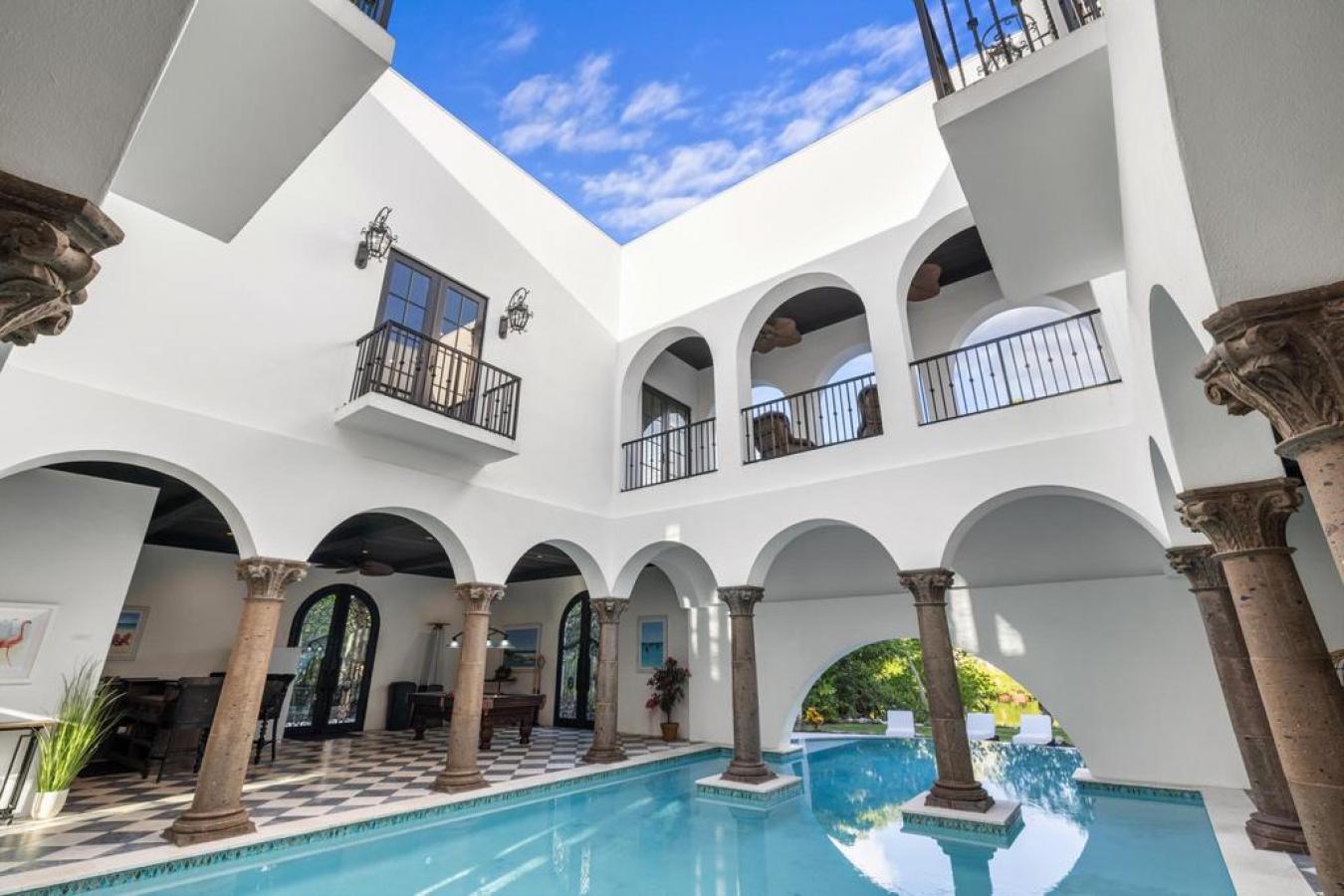 Sarasota, Florida, 34242, United States, 6 Bedrooms Bedrooms, ,6 BathroomsBathrooms,Residential,For Sale,1731119