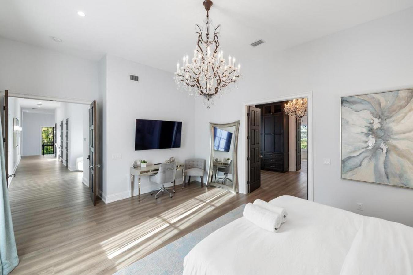 Sarasota, Florida, 34242, United States, 6 Bedrooms Bedrooms, ,6 BathroomsBathrooms,Residential,For Sale,1731119